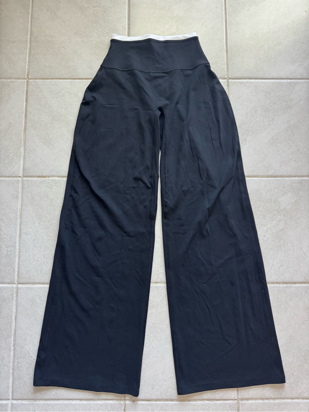 XS Abercrombie & Fitch YPB studioFLEX Double-Layered Leggings in Black